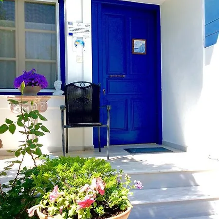 Milos Lourdata (Kefalonia)