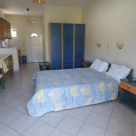 Milos Apartmanhotel 2*